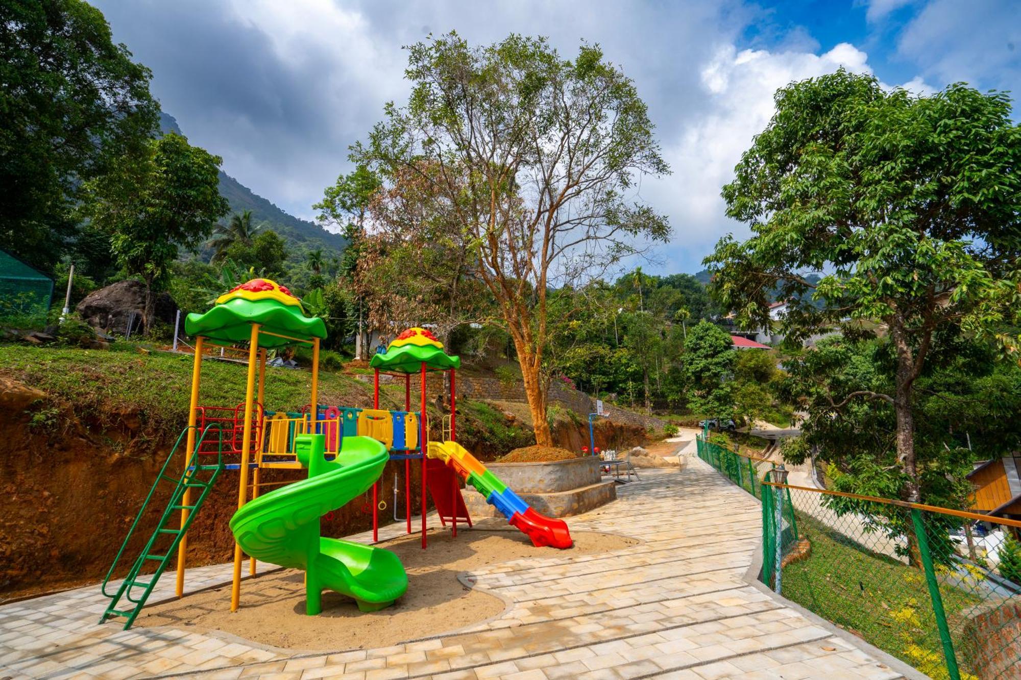 Vallikavungal Karimb Resorts מראה חיצוני תמונה