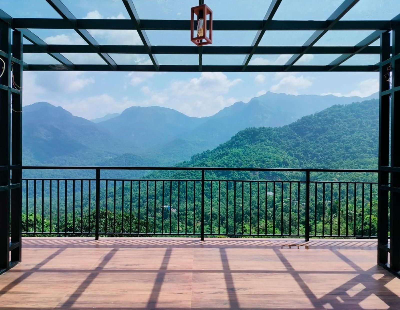 Vallikavungal Karimb Resorts מראה חיצוני תמונה